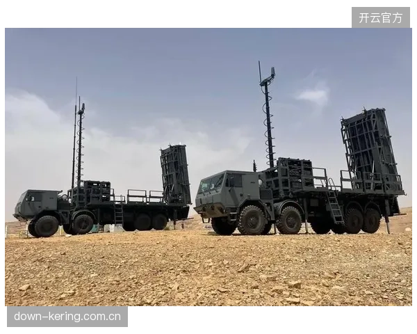 捷克队利用身高构建防空体系，但后卫转身速度慢的弱点或被对手针对。